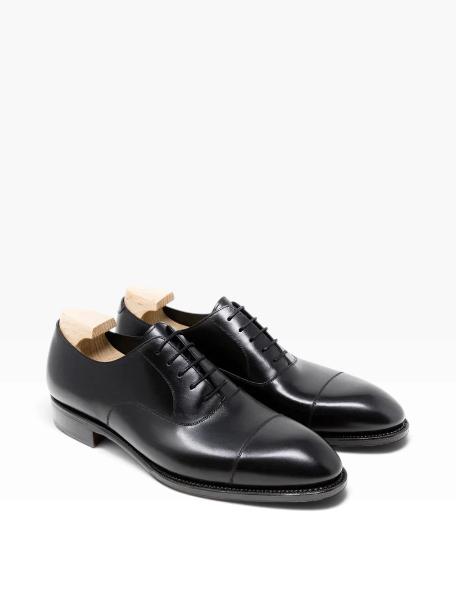 Bourgee a world class shoe store TLB Lewis 516 black boxcalf leather Oxford shoes with a sleek almond toe design