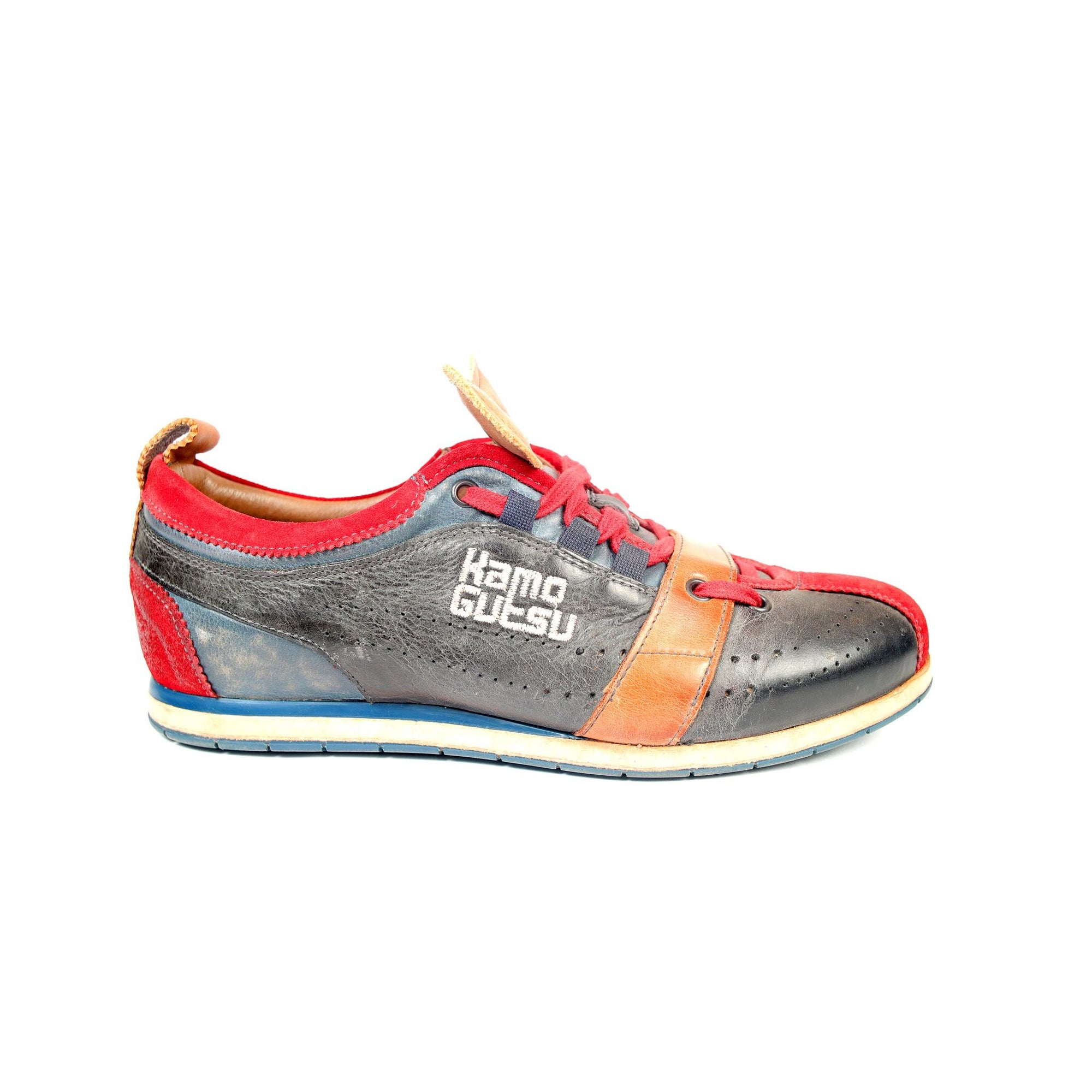 KAMO-GUTSU SNEAKERS (RED/BLACK)