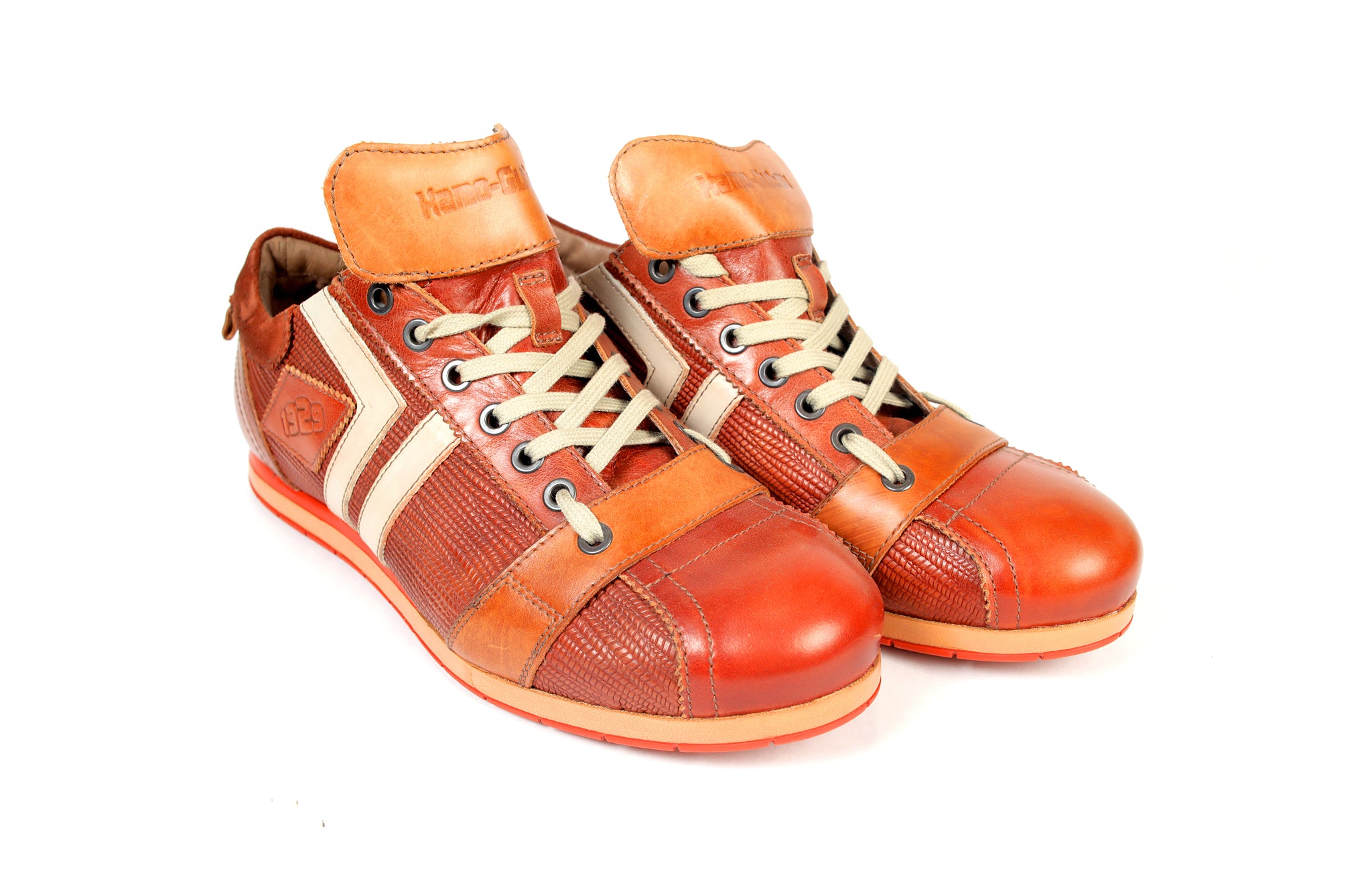 KAMO-GUTSU SNEAKERS (BROWN)