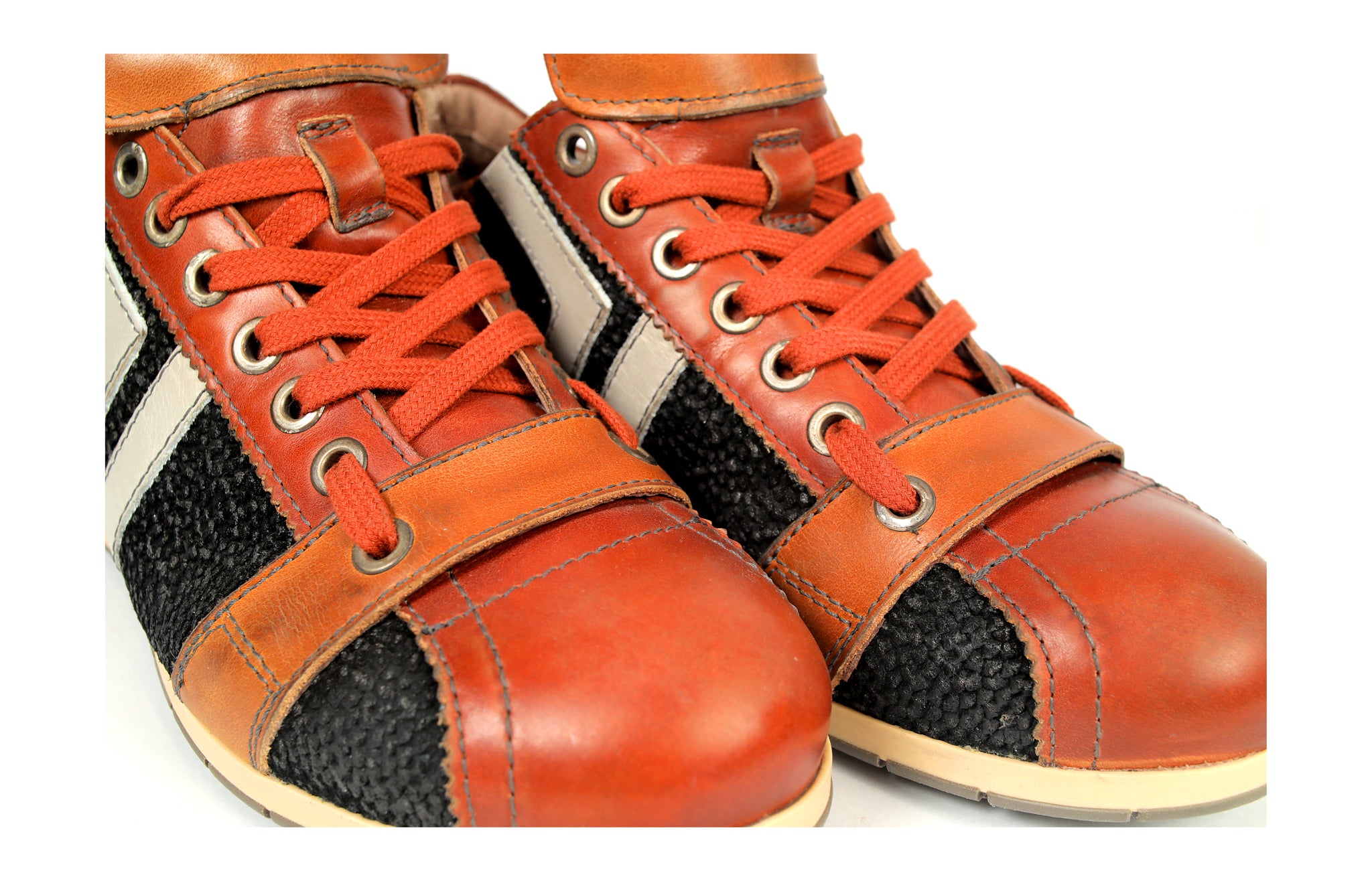WOMEN KAMO-GUTSU ( BROWN )