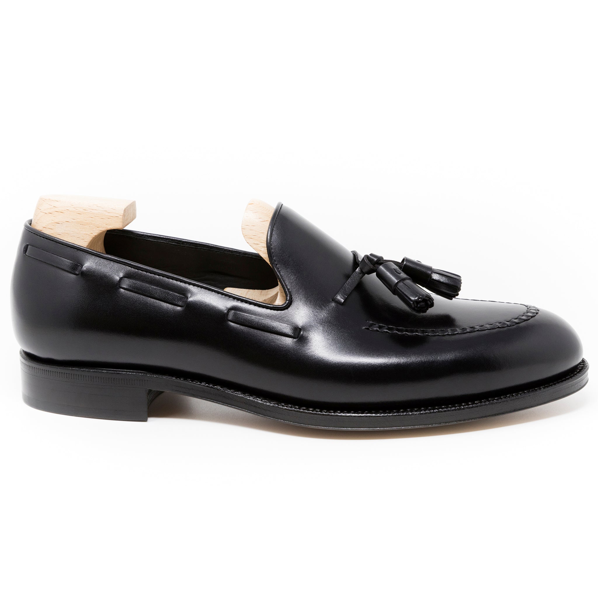 TLB LANCASTER 656 / JONES / BOXCALF NEGRO / TASSEL